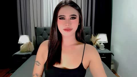 Snapshot of jhulianagrey chatting on March 31, 10:43 pm julie online show from March 31, 10:43 pm
