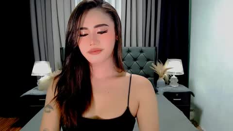 Snapshot of jhulianagrey chatting on April 28, 11:54 pm julie online show from April 28, 11:54 pm