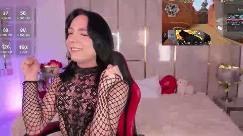 Snapshot of jiggly_ chatting on February 3, 6:40 am Jiggly online show from February 3, 6:40 am