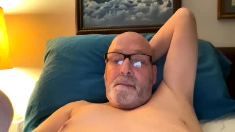 jigsaw54321 online show from March 13, 5:14 am