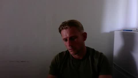 Snapshot of jim_2512 chatting on May 23, 11:03 am jim_2512 online show from May 23, 11:03 am