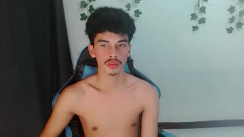 Snapshot of jim_cumxx chatting on September 12, 10:15 am JIMBOY online show from September 12, 10:15 am