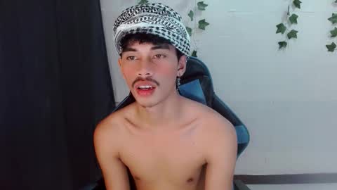 Snapshot of jim_cumxx chatting on September 24, 9:45 am JIMBOY online show from September 24, 9:45 am