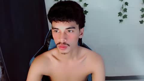 Snapshot of jim_cumxx chatting on October 6, 6:22 am JIMBOY online show from October 6, 6:22 am