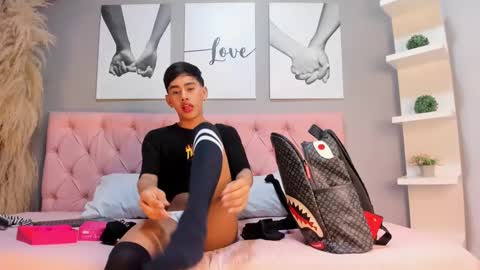 Jim  online show from September 21, 1:51 am