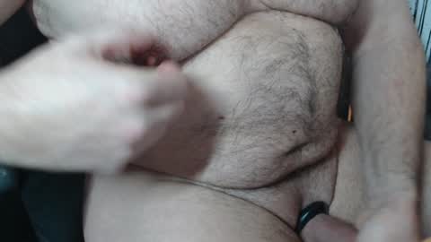 Snapshot of jimbeefbear chatting on January 10, 7:43 pm Jim online show from January 10, 7:43 pm