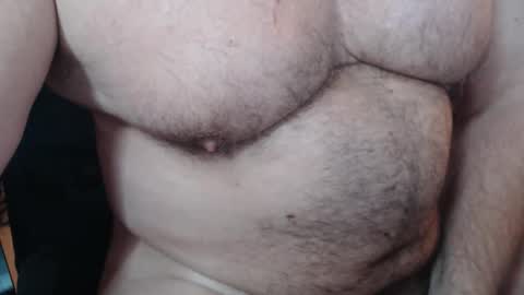 Snapshot of jimbeefbear chatting on October 6, 9:01 pm Jim online show from October 6, 9:01 pm