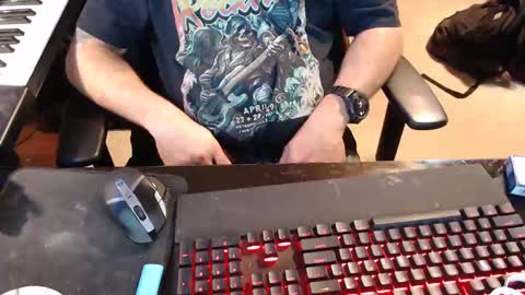 Snapshot of jimdachin420 chatting on December 7, 10:34 am jimmy mac online show from December 7, 10:34 am