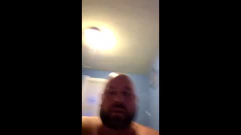 Snapshot of jiminowell chatting on May 31, 1:36 am jiminowell online show from May 31, 1:36 am