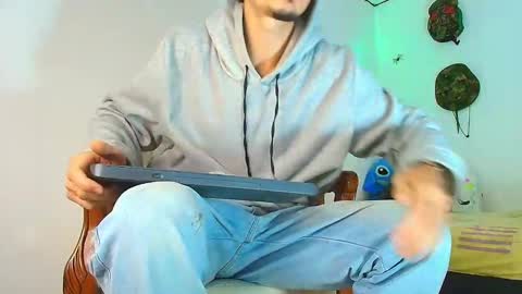 Jimm  Independent Model  online show from November 12, 12:27 pm