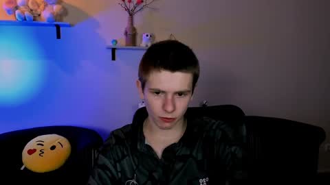 Snapshot of jimmie_hot chatting on February 5, 5:09 am your dream online show from February 5, 5:09 am