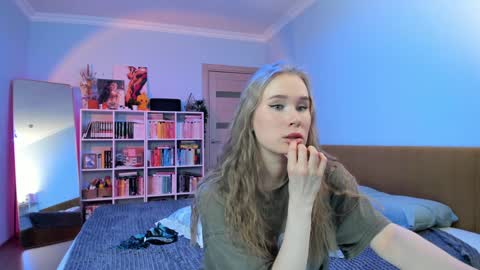 Snapshot of jimmy_and_amy chatting on December 13, 5:10 pm Amy next stream on Wednesday Thursday Friday Saturday and Sunday at 16 pm GMT3 online show from December 13, 5:10 pm