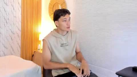 Snapshot of jimmy_gatt chatting on July 15, 12:10 pm Jimmy online show from July 15, 12:10 pm