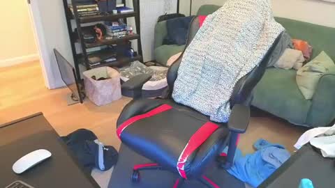 jimmygotya online show from April 12, 3:50 pm