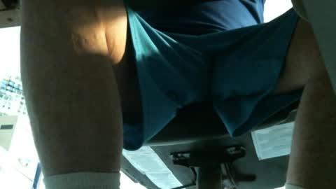 Snapshot of jimsundies chatting on May 3, 3:12 am jimwellhung online show from May 3, 3:12 am