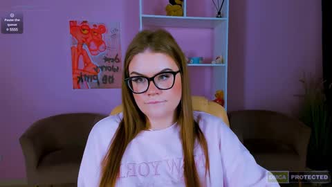 Snapshot of jinny_meow chatting on December 19, 12:45 pm JInny  PVT IS OPEN  online show from December 19, 12:45 pm