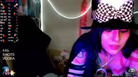 Snapshot of jinx_25 chatting on July 26, 2:53 am Jinx online show from July 26, 2:53 am