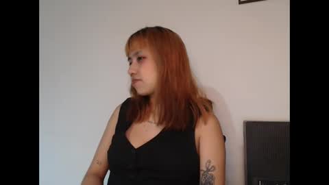 Minaa  online show from December 2, 1:44 am