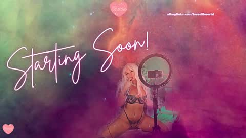 Snapshot of jinxy_loves chatting on February 24, 4:21 am jinxy loves online show from February 24, 4:21 am