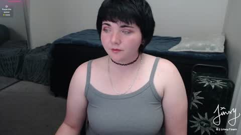 Snapshot of jinxyfawn chatting on June 25, 8:41 am jinxyfawn online show from June 25, 8:41 am