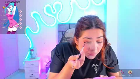 Snapshot of jisoo__ chatting on November 5, 1:11 pm kim online show from November 5, 1:11 pm