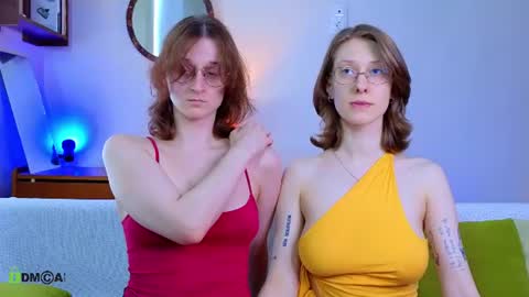 Snapshot of jitoon_exe chatting on July 1, 1:24 pm Hey Guys We are Julia ginger Tina brunette online show from July 1, 1:24 pm