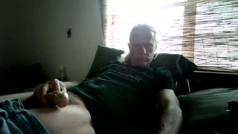 Snapshot of jizzmitten5 chatting on June 21, 6:54 pm jizzmitten5 online show from June 21, 6:54 pm