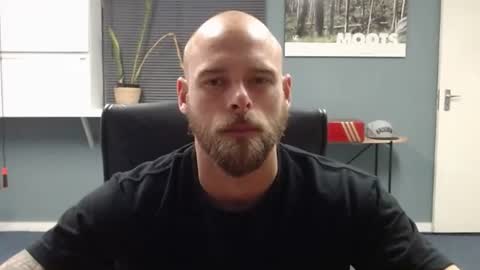 JamesJan van Rebel online show from December 18, 4:09 am