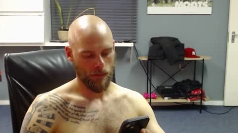 JamesJan van Rebel online show from January 24, 5:11 pm