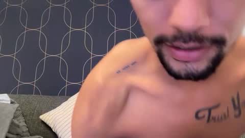 Snapshot of jjaysond chatting on September 16, 12:22 am Jayson D online show from September 16, 12:22 am