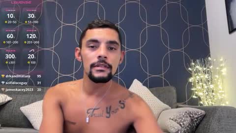 Snapshot of jjaysond chatting on September 26, 11:20 pm Jayson D online show from September 26, 11:20 pm