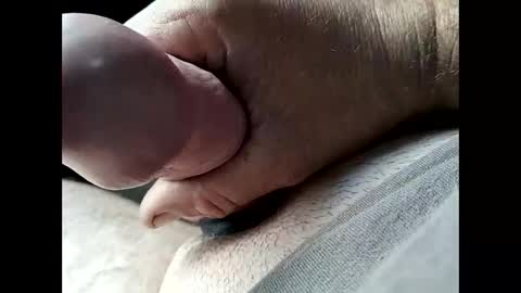 jjbanks57219 online show from December 19, 2:51 am