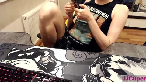 Snapshot of jjcuper chatting on April 25, 1:41 pm JJCuper online show from April 25, 1:41 pm