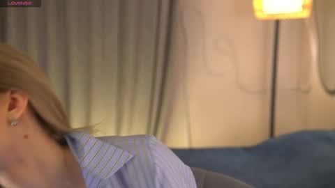 Jenny online show from November 13, 8:13 am