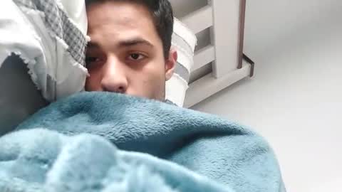 jjj963733 online show from January 18, 10:41 am