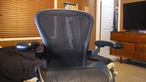 jjjjjfive online show from April 5, 3:15 am