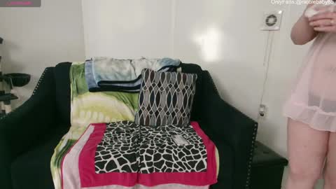 Snapshot of jjjust4fun1985 chatting on December 7, 4:31 am Nicole Allen online show from December 7, 4:31 am