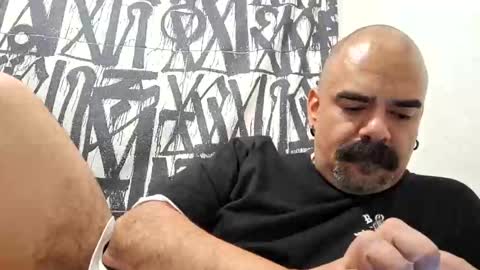 jkore online show from December 17, 7:40 am