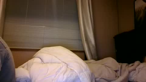 dady101-18 online show from November 3, 4:47 am