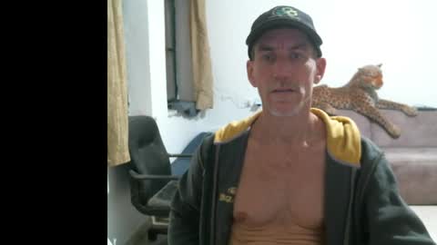 jlmbud online show from April 11, 6:45 pm