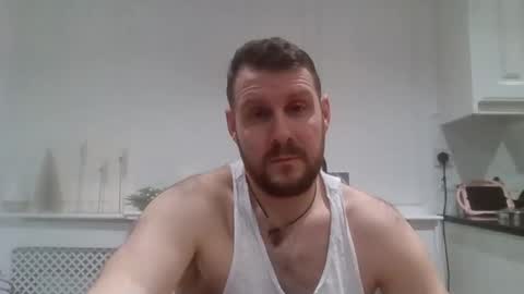 Snapshot of jmakk99 chatting on December 6, 10:41 pm jmakk99 online show from December 6, 10:41 pm