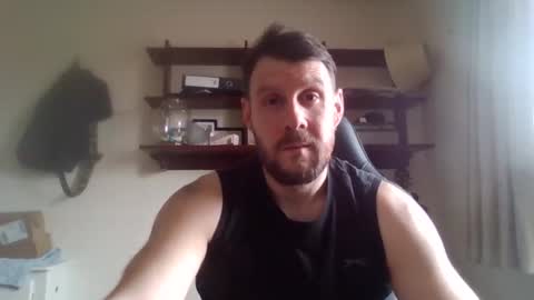 Snapshot of jmakk99 chatting on February 6, 12:08 pm jmakk99 online show from February 6, 12:08 pm