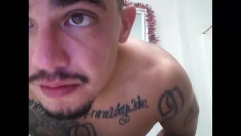 jmartel92 online show from December 21, 10:28 pm