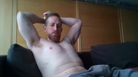 Snapshot of jmate13 chatting on February 27, 6:09 pm jmate13 online show from February 27, 6:09 pm