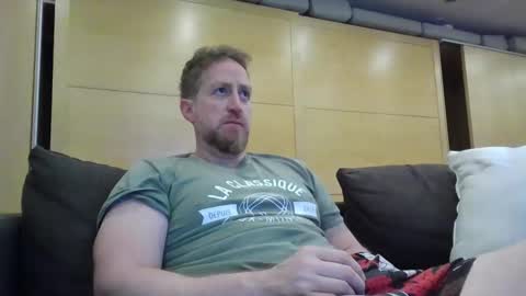 Snapshot of jmate13 chatting on November 16, 12:49 am jmate13 online show from November 16, 12:49 am