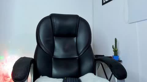 IGJmortton online show from November 1, 11:01 am