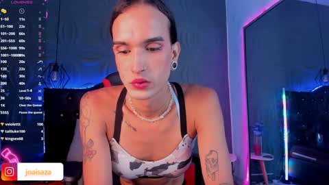 Joa Isaza     online show from January 23, 10:22 am