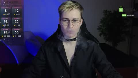 J online show from December 1, 6:35 pm