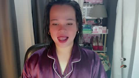 Snapshot of joanagorgeous chatting on June 17, 11:05 pm Joana online show from June 17, 11:05 pm