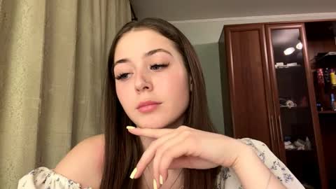 Adel online show from April 12, 6:24 pm